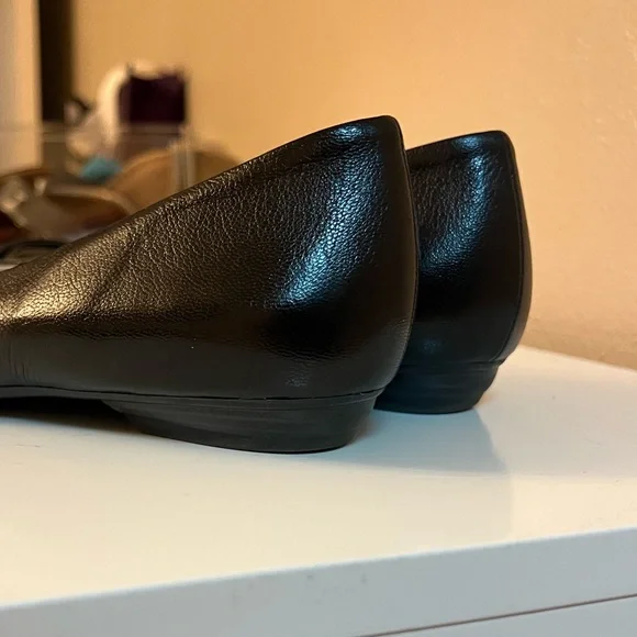 Naturalizer Patricia Flats - Picture 3 of 6